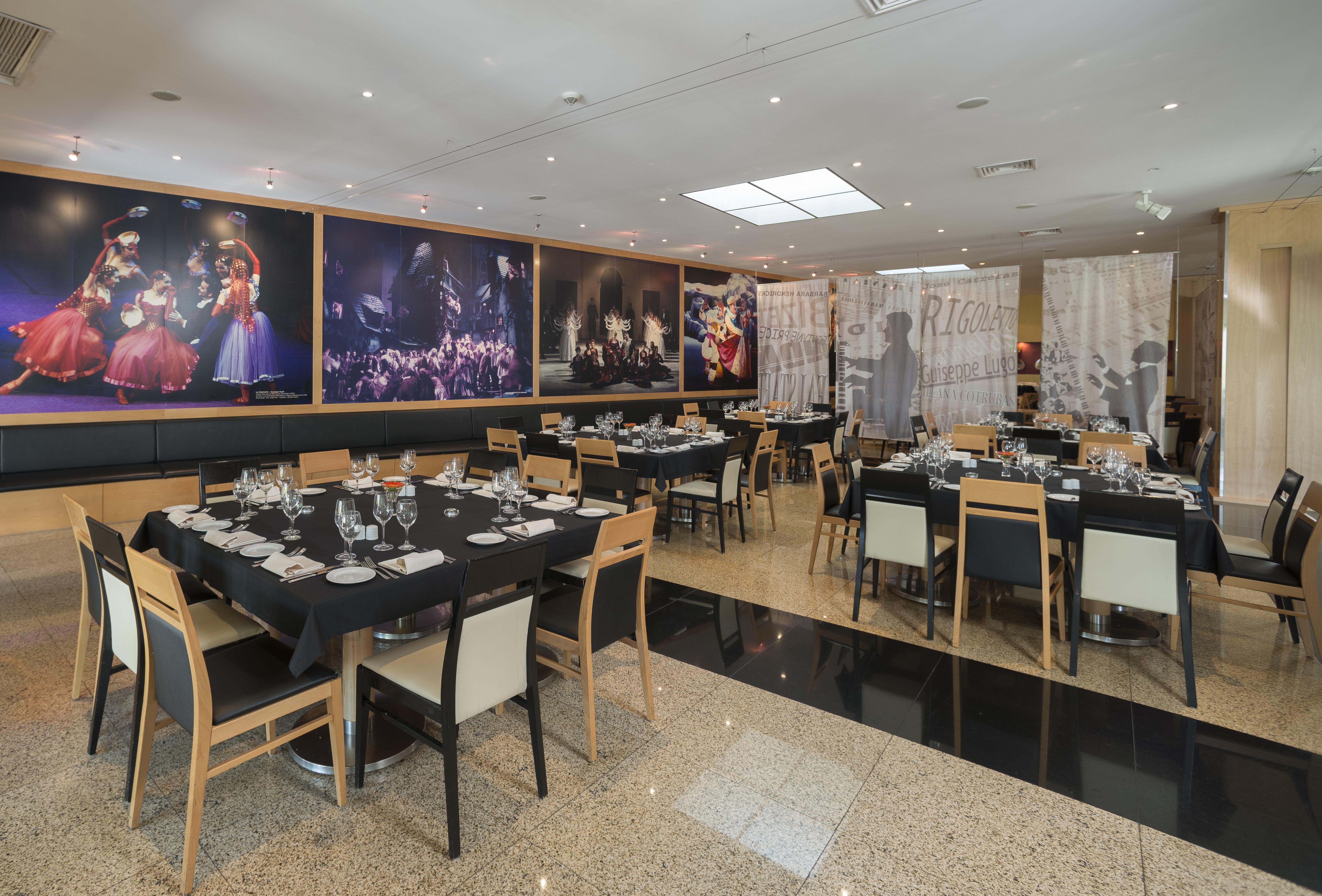 Gale Opera Hotel