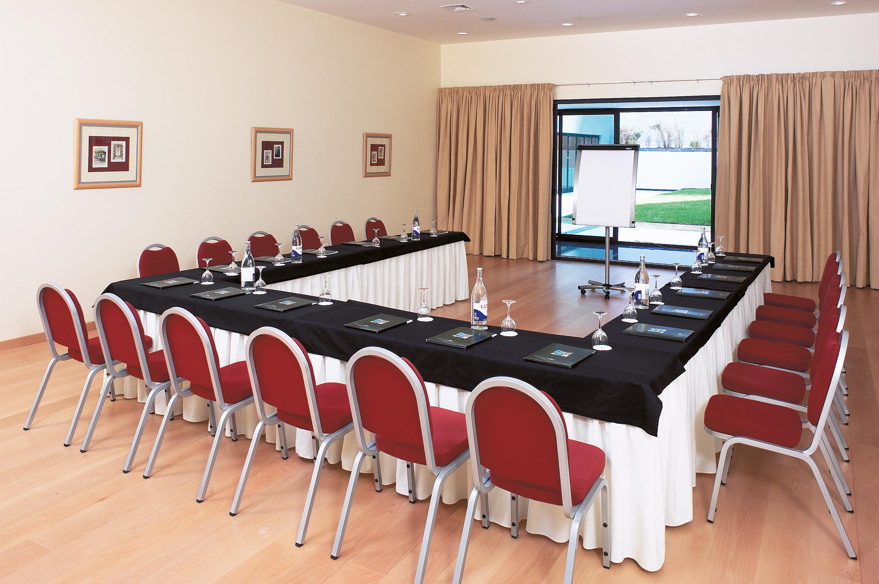Gale Opera Hotel 4*